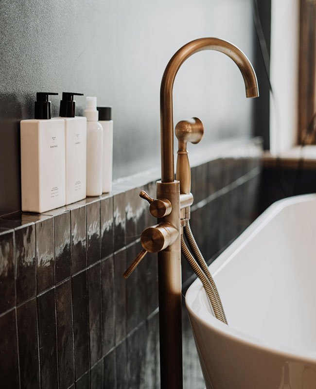 bathroom-wash- basin