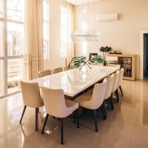 marble-dining -table
